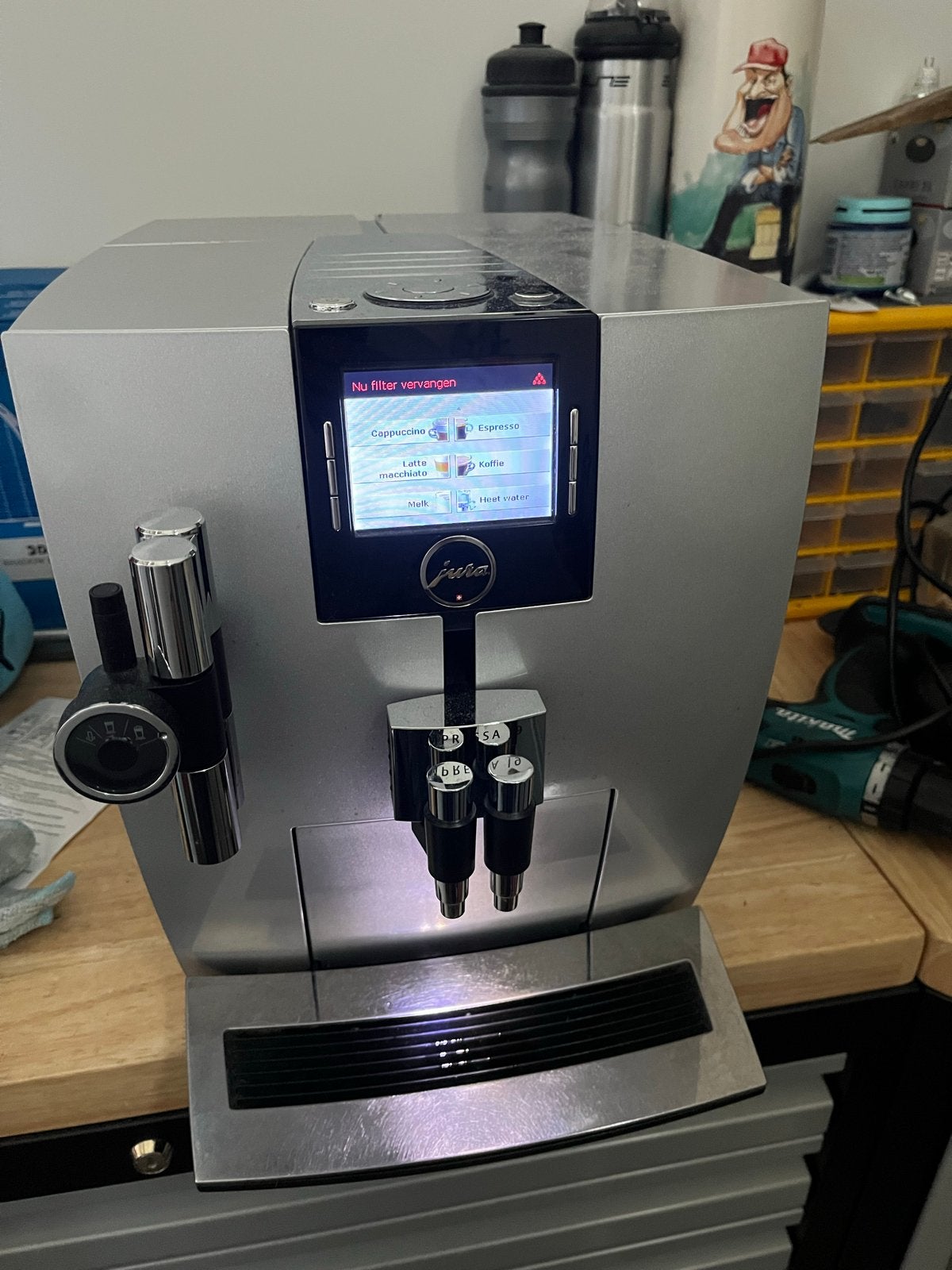 Jura J9.3 volautomatische espressomachine, Witgoed en Apparatuur, Koffiezetapparaten, Afneembaar waterreservoir, Espresso apparaat