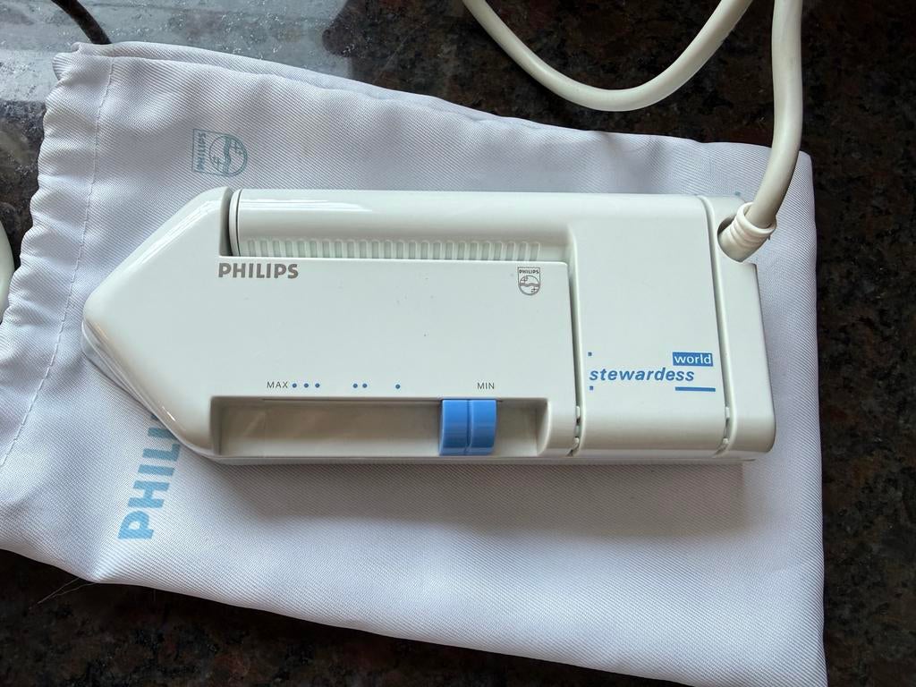 Philips World Stewardess Reisstrijkijzer - Compact en Goed S, Witgoed en Apparatuur, Strijkijzers en Strijkplanken, Gebruikt, Strijkijzer met snoer