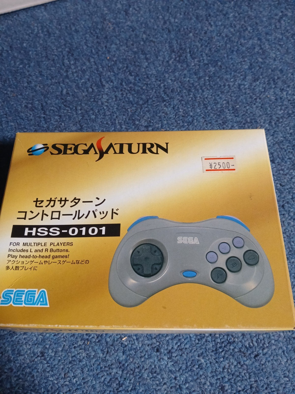 Sega Saturn Controller Pad HSS-0101 - Nieuw in doos, Spelcomputers en Games, Ophalen of Verzenden, Nieuw, Met 1 controller, Saturn of Dreamcast