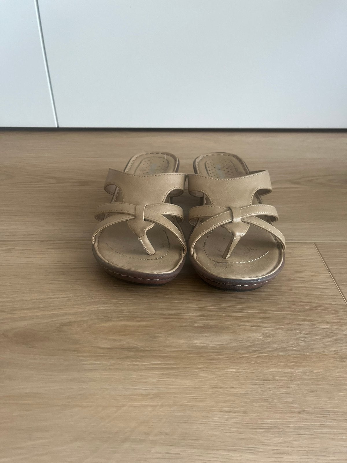 Sleehak slippers van Hush Puppies, mt 36-36,5, zgan, Kleding | Dames, Ophalen of Verzenden, Zo goed als nieuw, Sandalen of Muiltjes