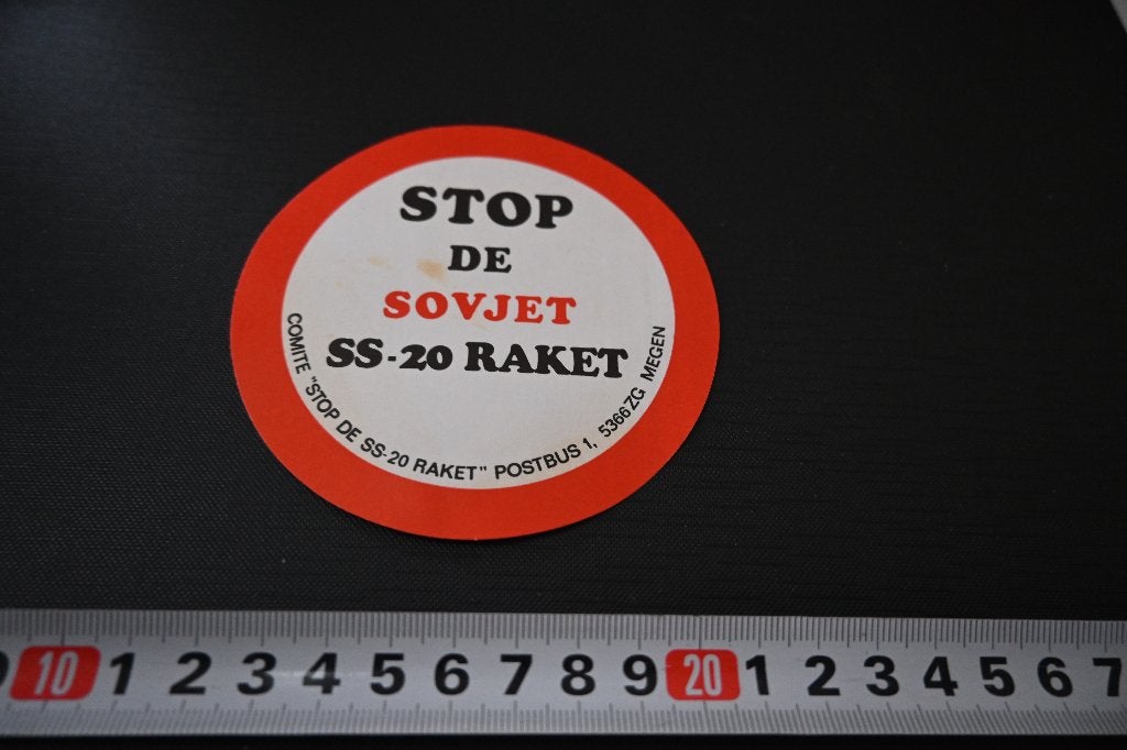 sticker Megen STOP de Sovjet SS-20 Raket, Ophalen of Verzenden, Zo goed als nieuw