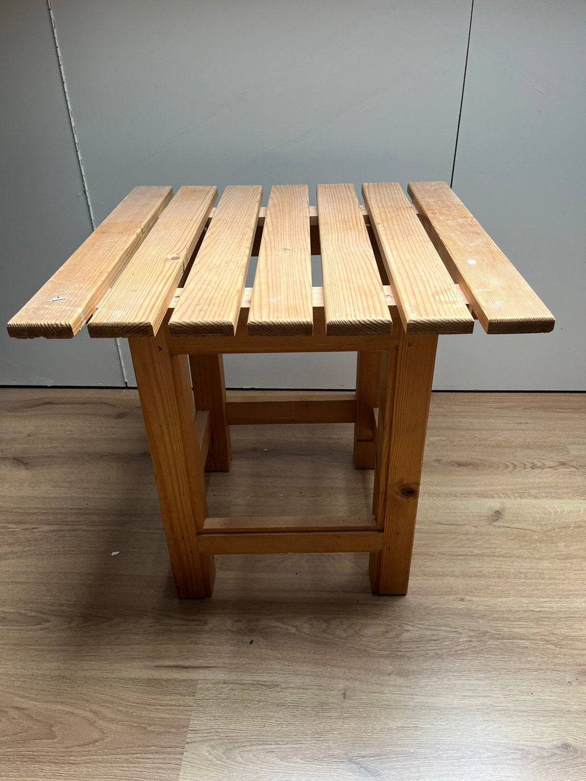 Houten bijzettafel 55x55cm, 54cm hoog, Gebruikt, Vierkant, 55 tot 75 cm, Hout