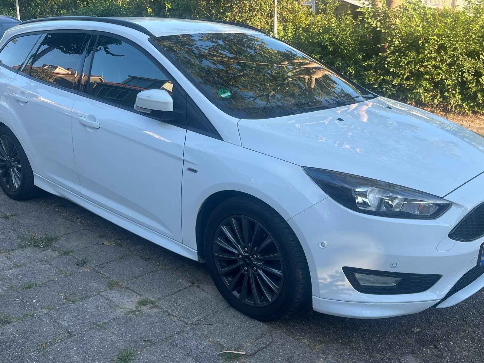 Ford Focus 1.5 Ecoboost 110KW Wagon 2018 Wit, Stof, Zwart, 4 cilinders, Adaptieve lichten