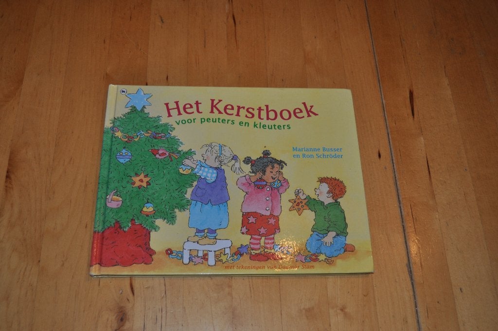 Het Kerstboek voor peuters en kleuters, Marianne Busser, Ophalen of Verzenden, Gelezen, 3 tot 4 jaar