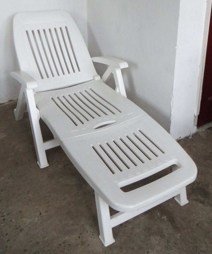Kunststof ligbed / strandbed / poolbed / daybed. Zomer. Tuin, Ophalen, Gebruikt, Kunststof, Verstelbaar