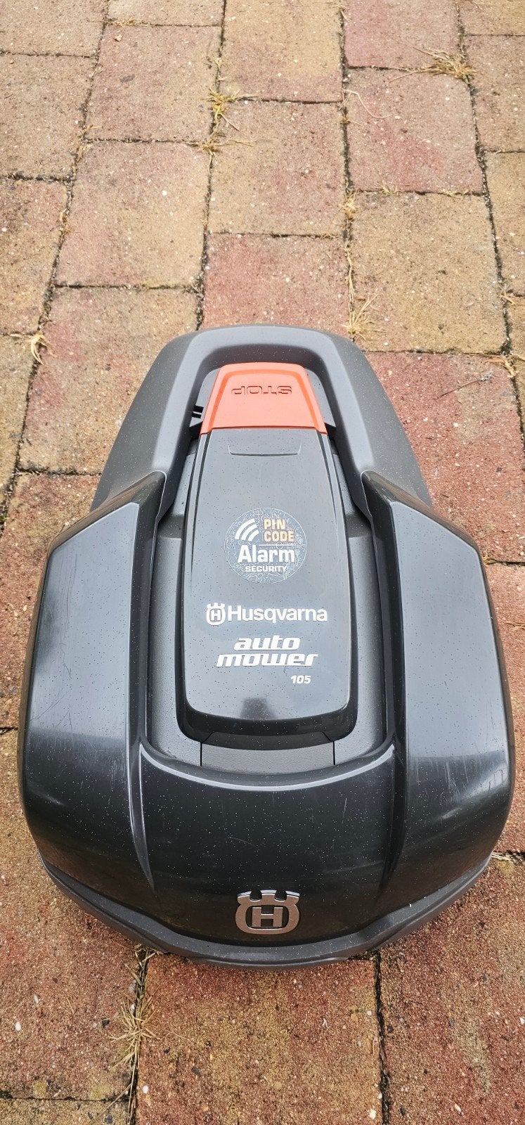 Husqvarna Automower 105 - Betrouwbaar werkpaard, Tuin en Terras, Grasmaaiers, Cirkelmaaier, Gebruikt, Accu-grasmaaier, Ophalen of Verzenden