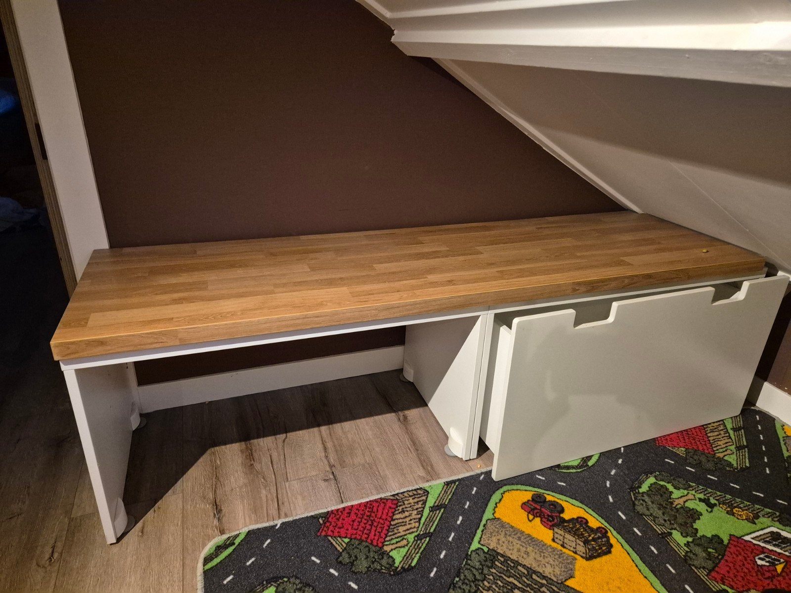 Ikea speel tafel, Huis en Inrichting, Bureaus, Ophalen