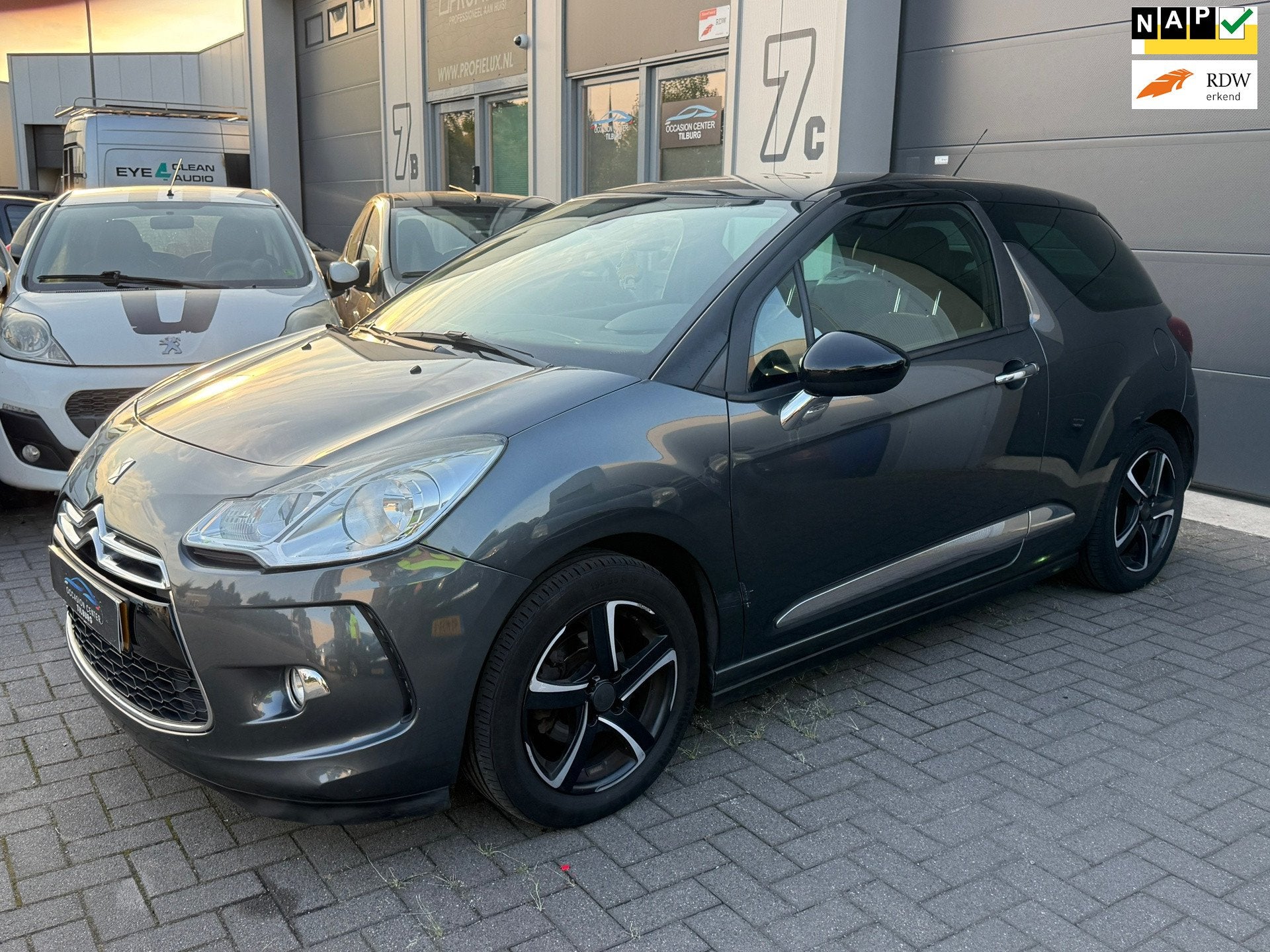 Citroen DS3 1.2 VTi AIRCO | CRUISE | ELEKTR PAKKET | GROOT S, Auto's, Voorwielaandrijving, Euro 5, Stof, 1199 cc