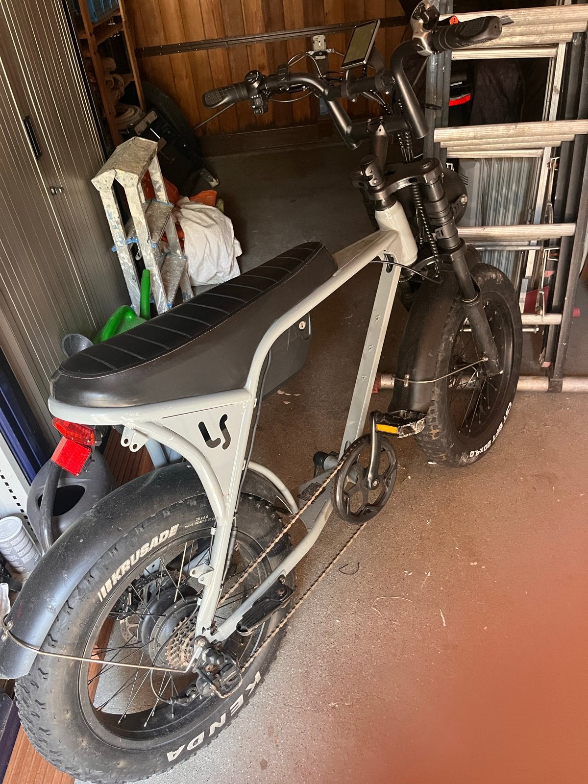 Fatbike met alarm - E010 storing (kabeltje), Gebruikt, Minder dan 47 cm, 50 km per accu of meer, Ophalen