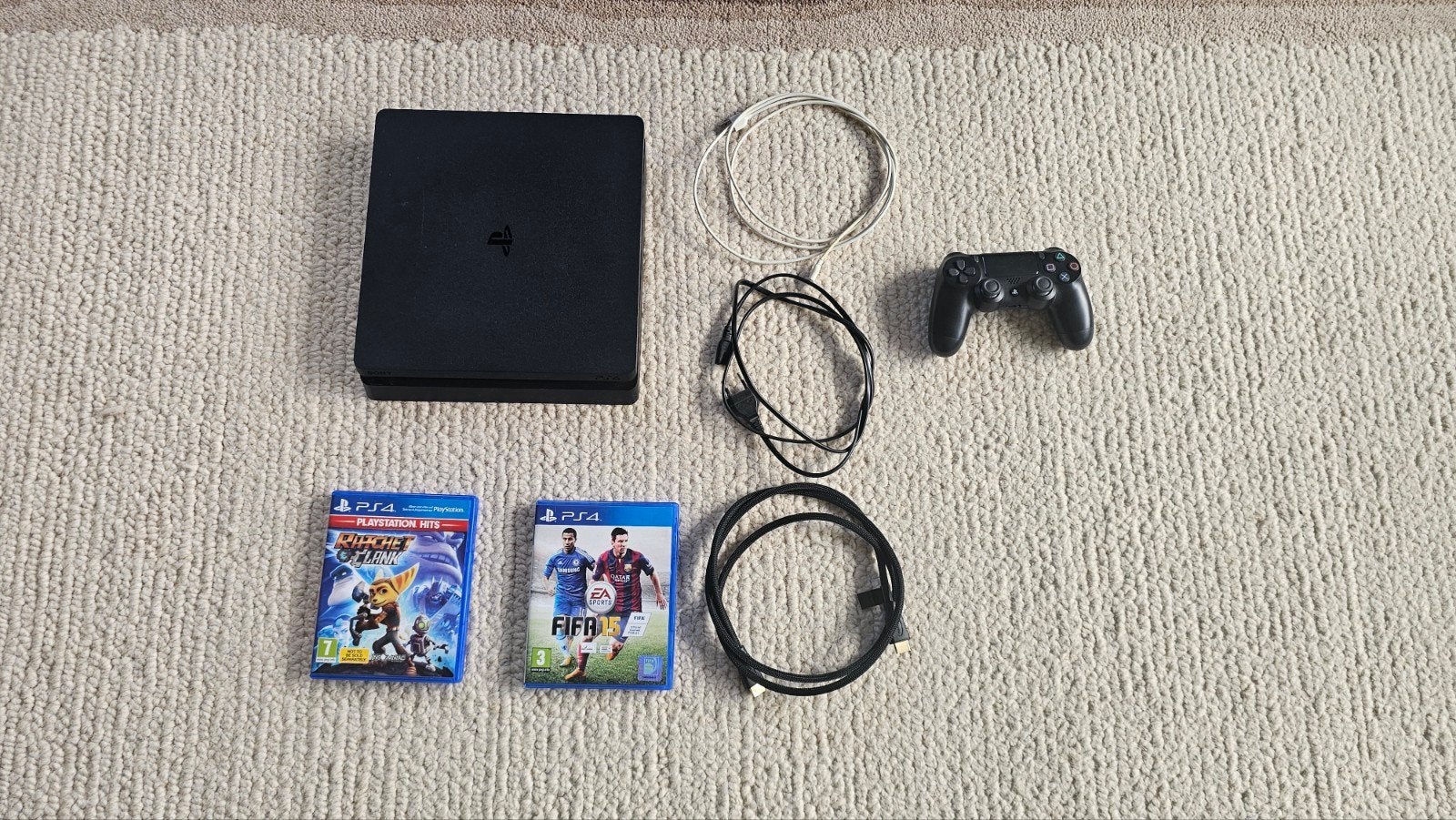 Complete PlayStation 4 set - 1TB, controller & 3 games, Ophalen of Verzenden, 1 TB, Met 1 controller, Slim