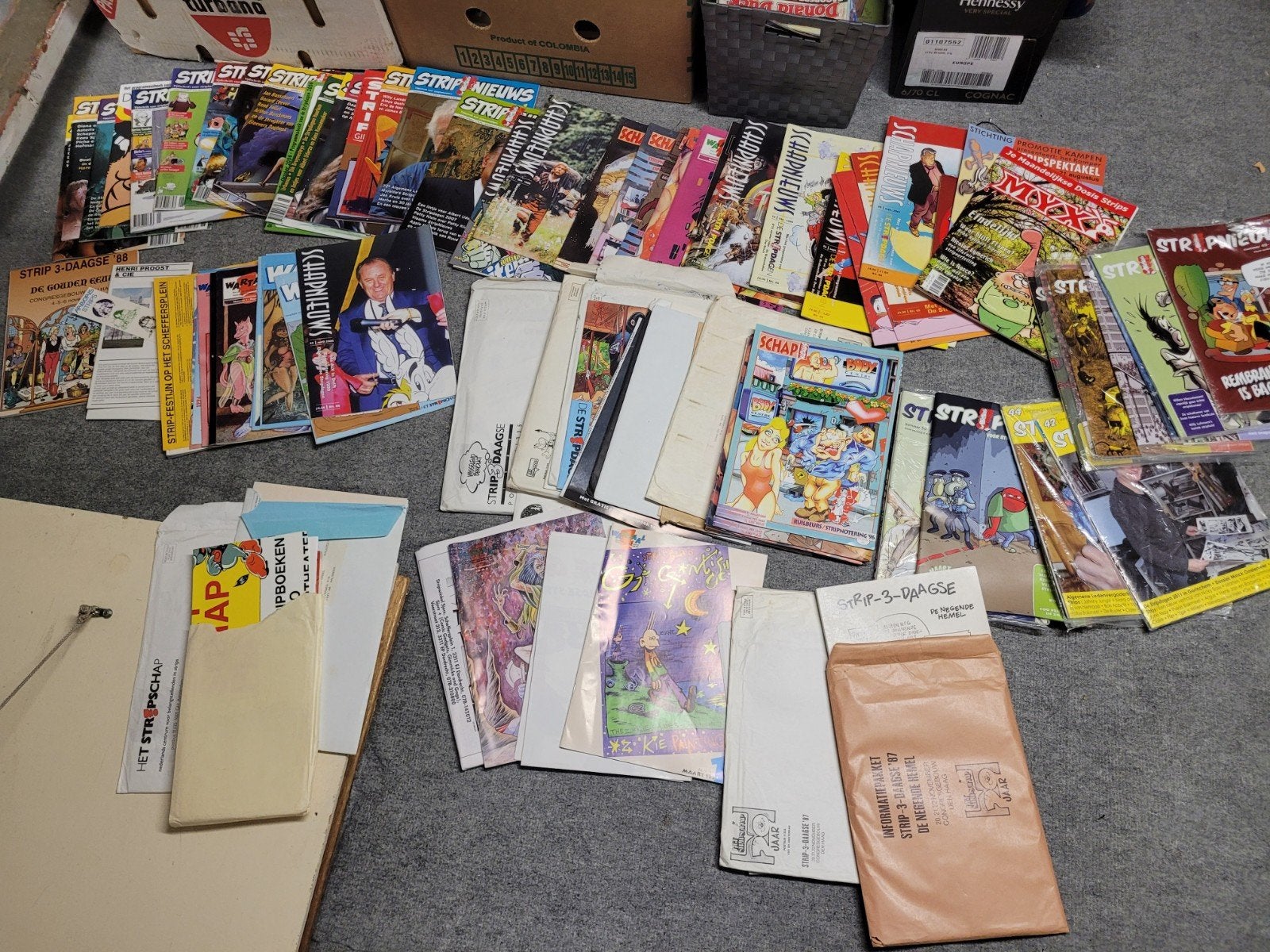 Stripfolders posters stripschap jaren 80/90, Eén stripboek, Ophalen of Verzenden, Zo goed als nieuw