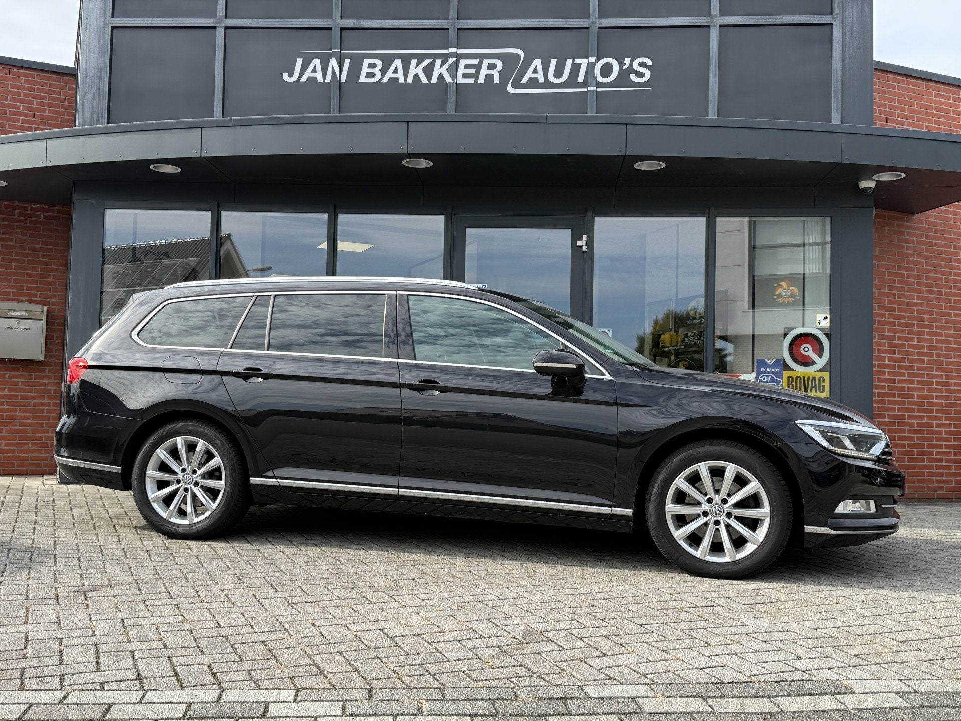 Volkswagen Passat Variant 1.8 TSI Business Edition R ✅ Tre, 4 cilinders, 179 pk, Zwart, 1405 kg
