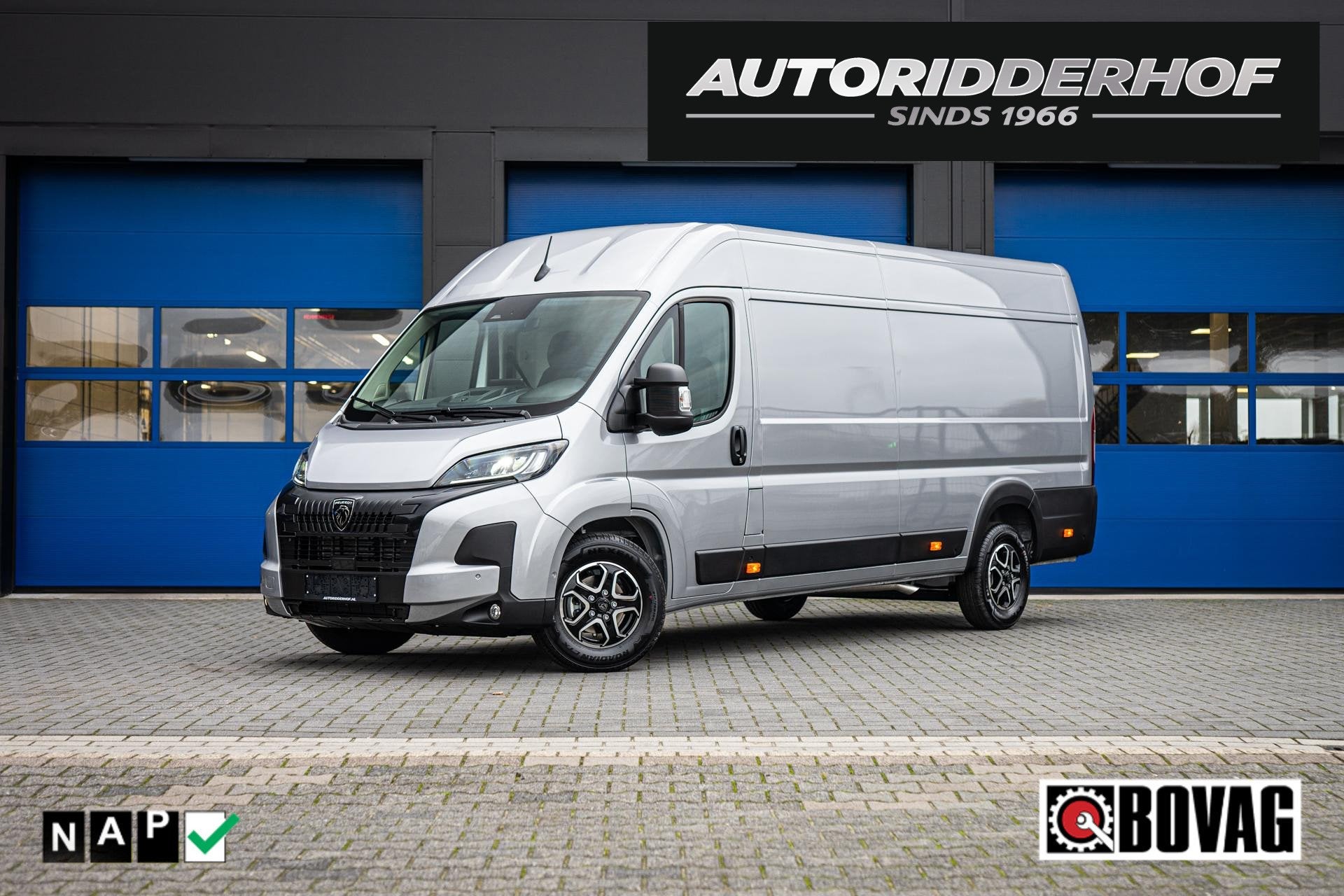 Peugeot Boxer L4H2 2.2 BlueHDi 180 EAT8 Vol opties BPM vrij!, Auto's, Bestelauto's, Automatische klimaatregeling, Stof, Gebruikt
