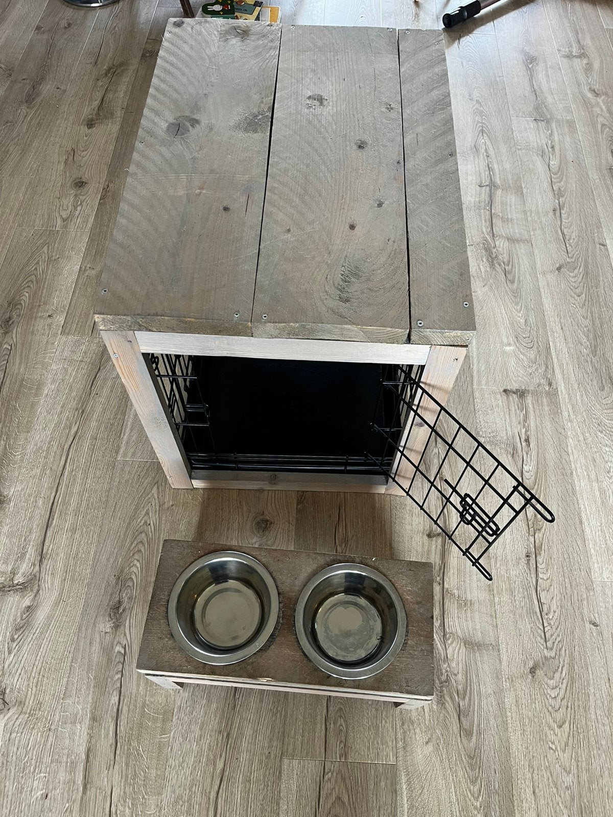 Hondenbench met ombouw, Dieren en Toebehoren, Hondenhokken, Ophalen, Gebruikt, Minder dan 65 cm, Minder dan 75 cm