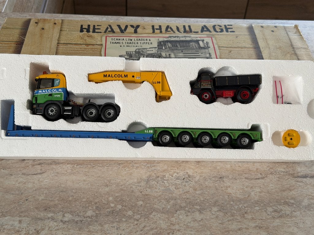 Corgi - Scania Tractor Unit - W.H.Malcolm Ltd Heavy Haulage, Ophalen of Verzenden, Zo goed als nieuw, Bus of Vrachtwagen, Corgi