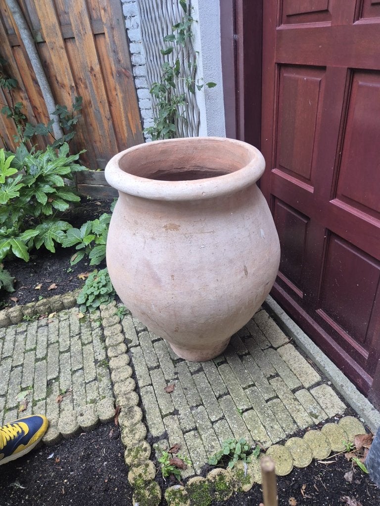 terracotta kruik, Ophalen