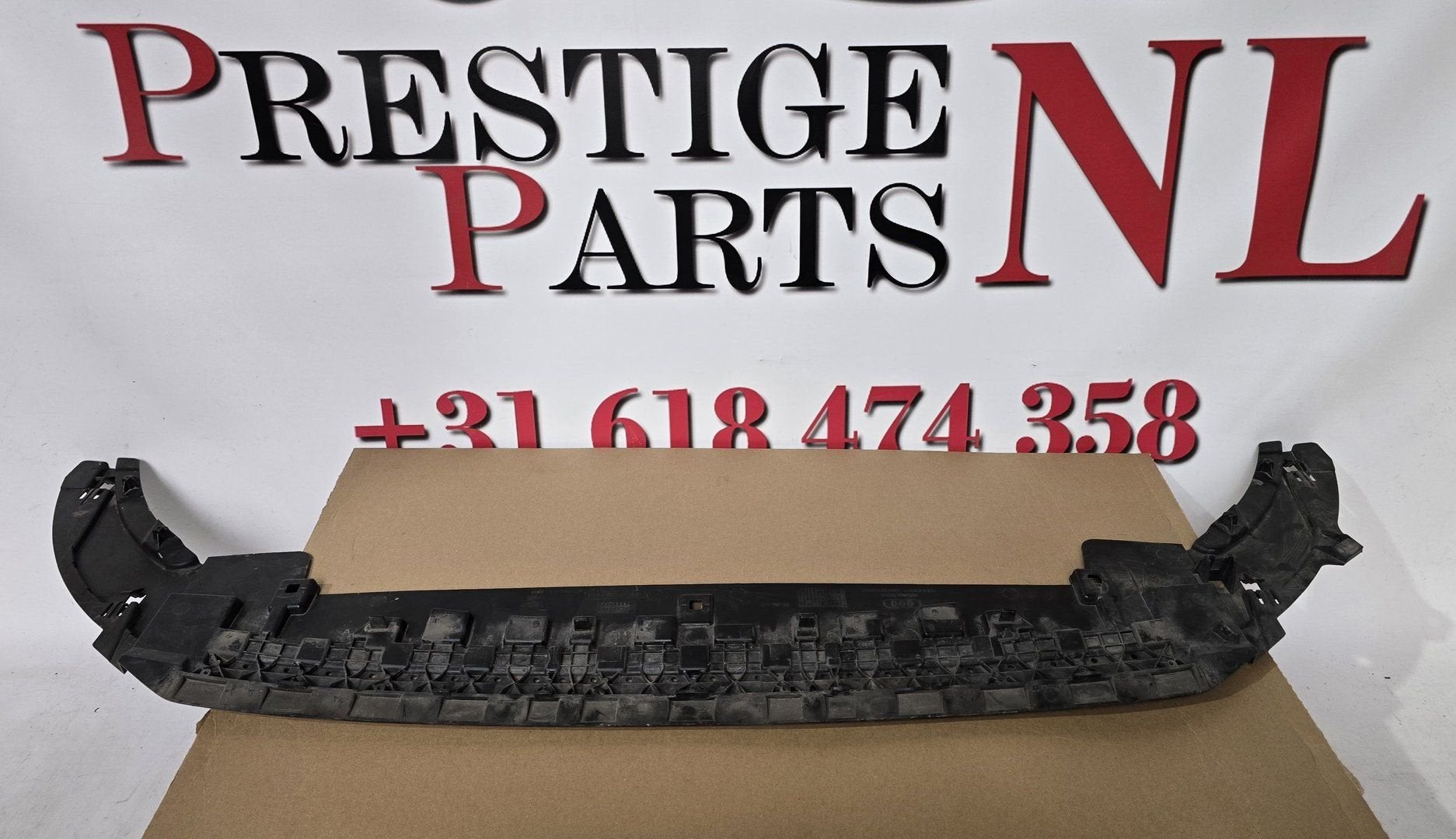 Onderplaat AUDI RS3 8V Facelift Afdekplaat 8V5807233D 8V5 RS, Gebruikt, -, Voor, Ophalen of Verzenden