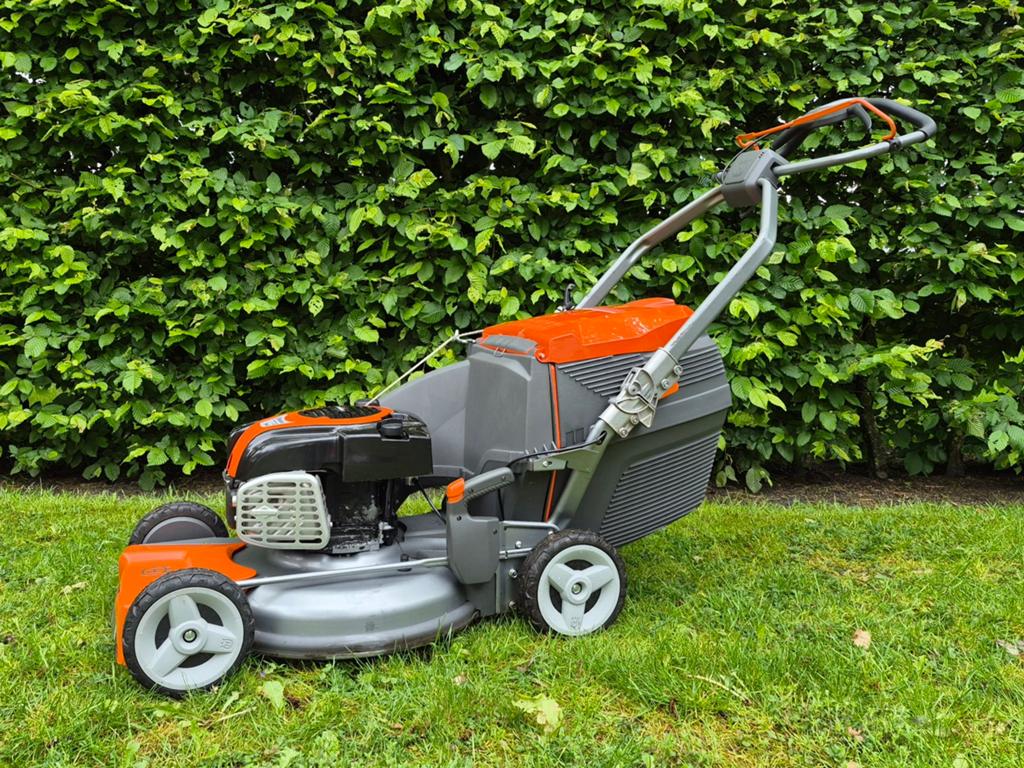 Husqvarna benzinemaaier, Tuin en Terras, Ophalen, Cirkelmaaier, Gebruikt, Benzine-grasmaaier