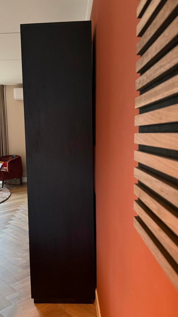 Vakkenkast | zwart mango hout, Huis en Inrichting, Kasten | Overige, Ophalen, Zo goed als nieuw