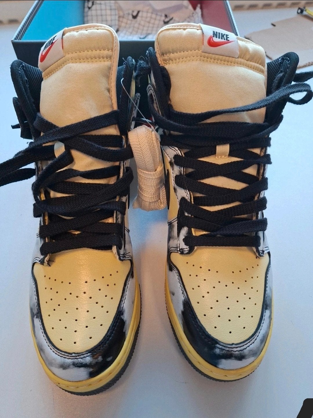 Nike Dunk High 1985 SP 'Lemon Drop' - Maat 43, Ophalen of Verzenden, Nieuw, Nike