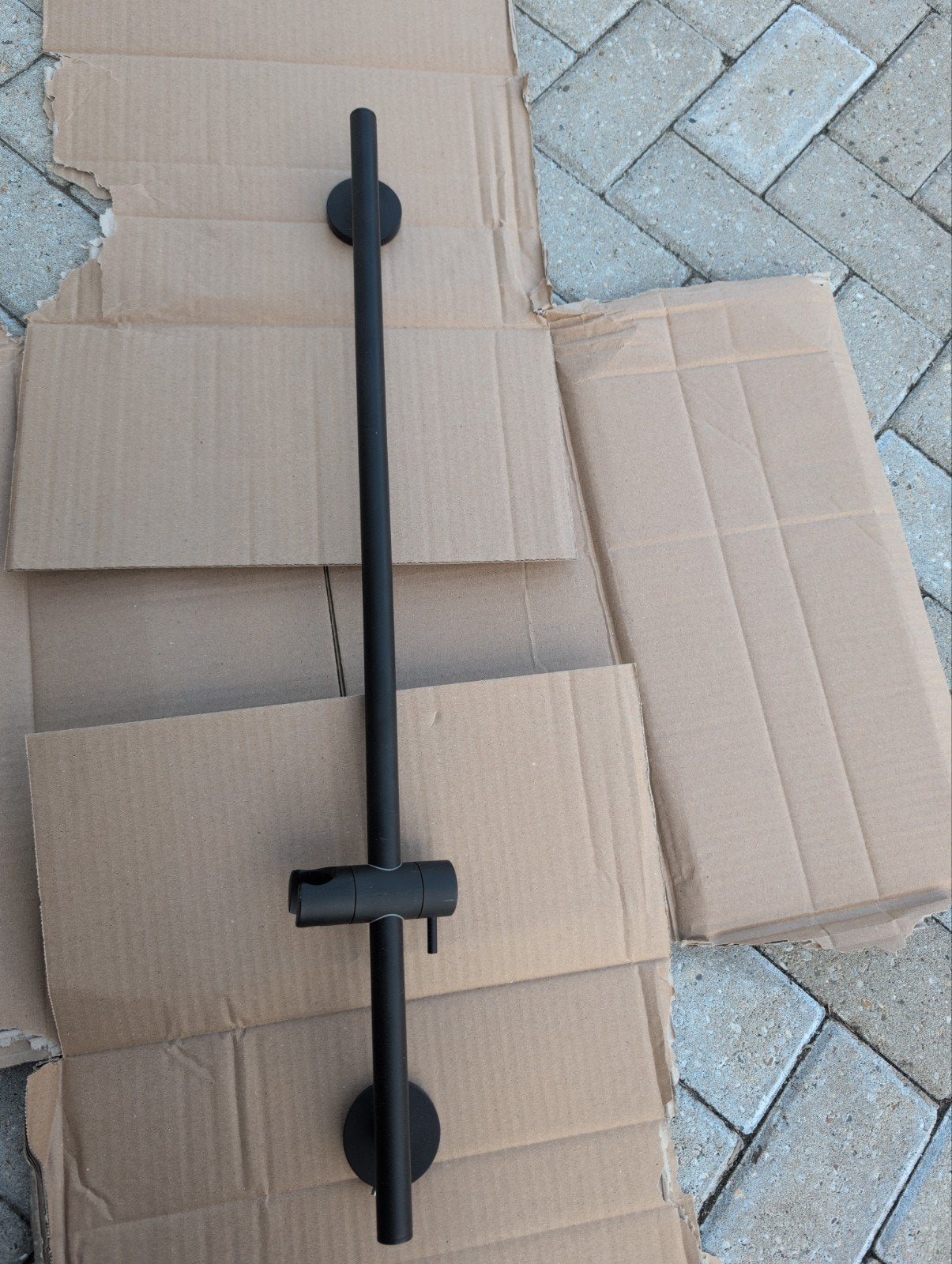 Zwarte douchestang met verstelbare houder, Huis en Inrichting, Minder dan 50 cm, 100 tot 150 cm, Overige typen, Nieuw