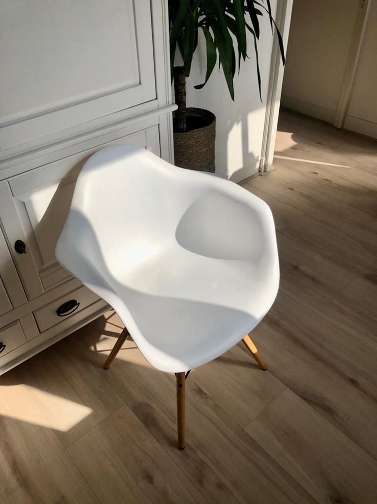 Witte Vitra (look a like) kuipje, hout, Ophalen, Wit, Zo goed als nieuw, Eén