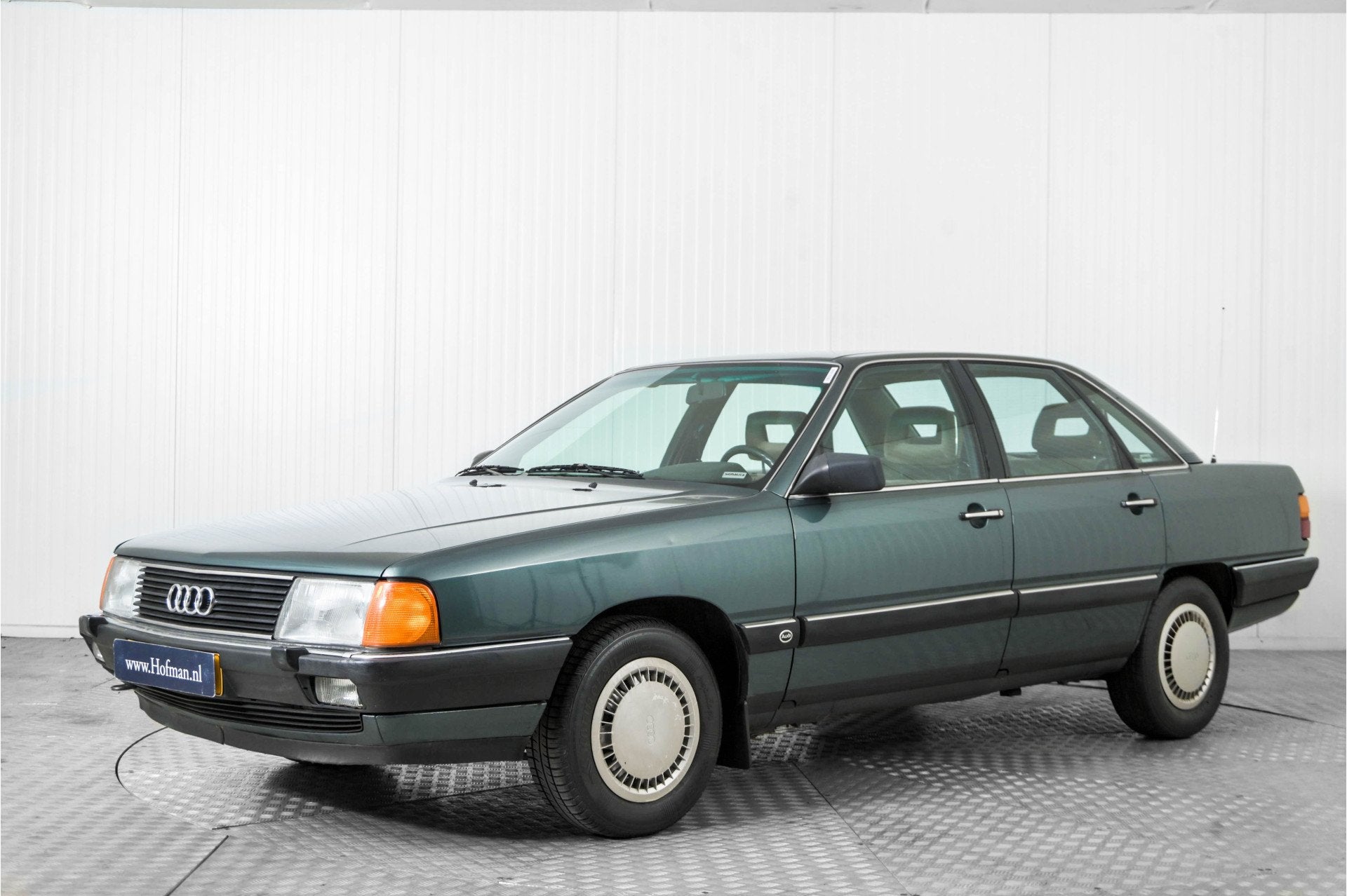 Audi 100 Turbodiesel 5 cylinder . (bj 1986), Voorwielaandrijving, Bedrijf, Sedan, Geïmporteerd