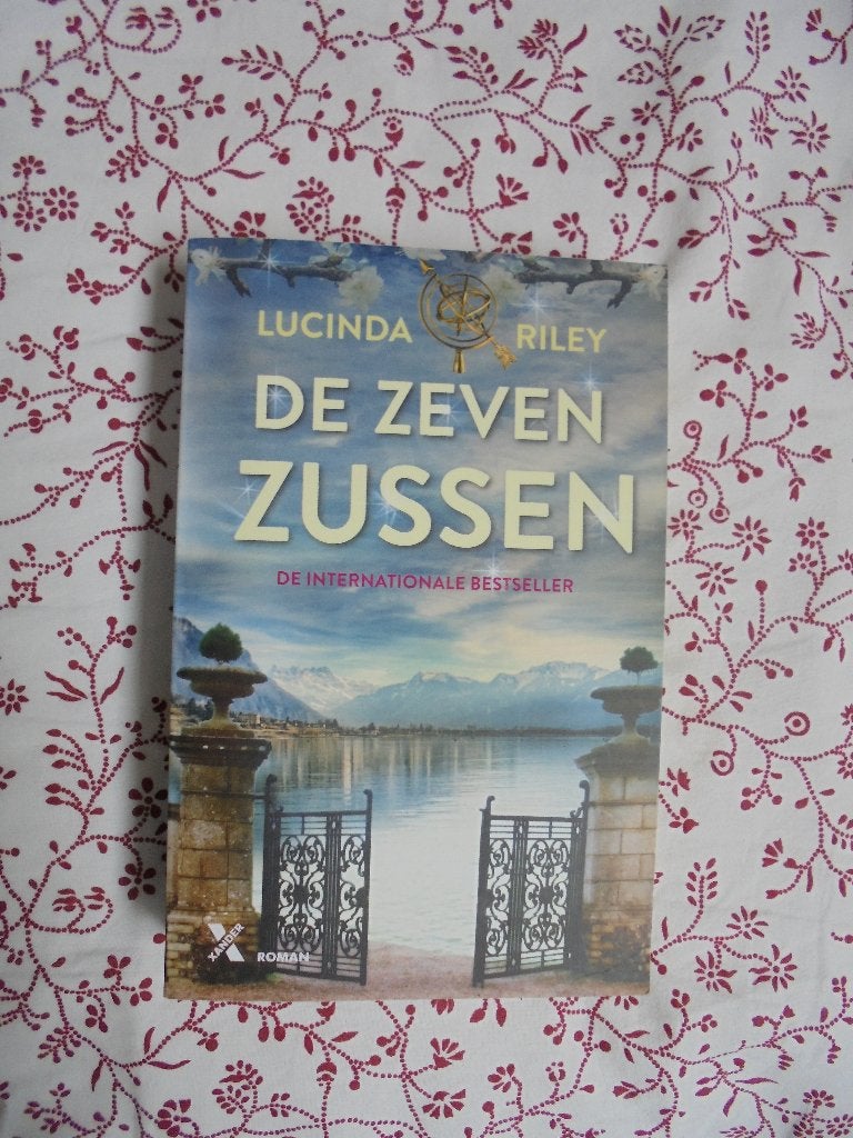 Lucinda Riley De Zeven Zussen, Boeken, Romans, Zo goed als nieuw, Ophalen of Verzenden