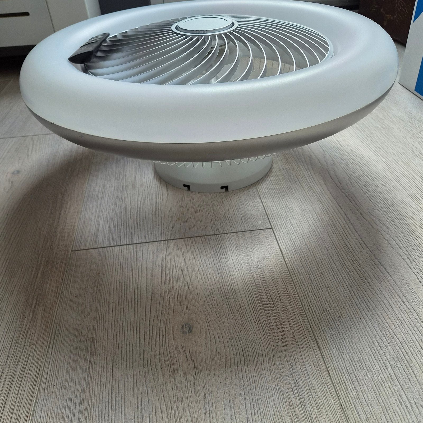 Plafondlamp met ventilator en afstandsbediening, Ophalen, Gebruikt, Wit, Plafondlamp