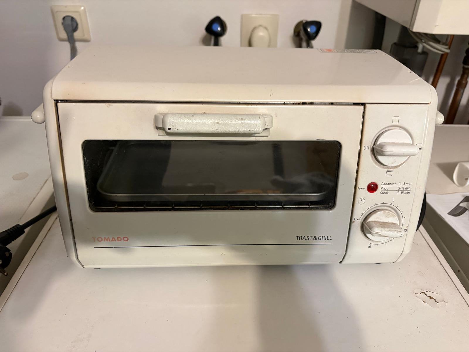 Tomado toast & grill oven, Ophalen, Minder dan 45 cm, Gebruikt, Minder dan 45 cm
