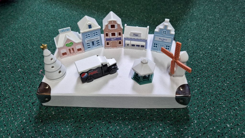 Winterdorp miniaturen, Ophalen of Verzenden, Zo goed als nieuw