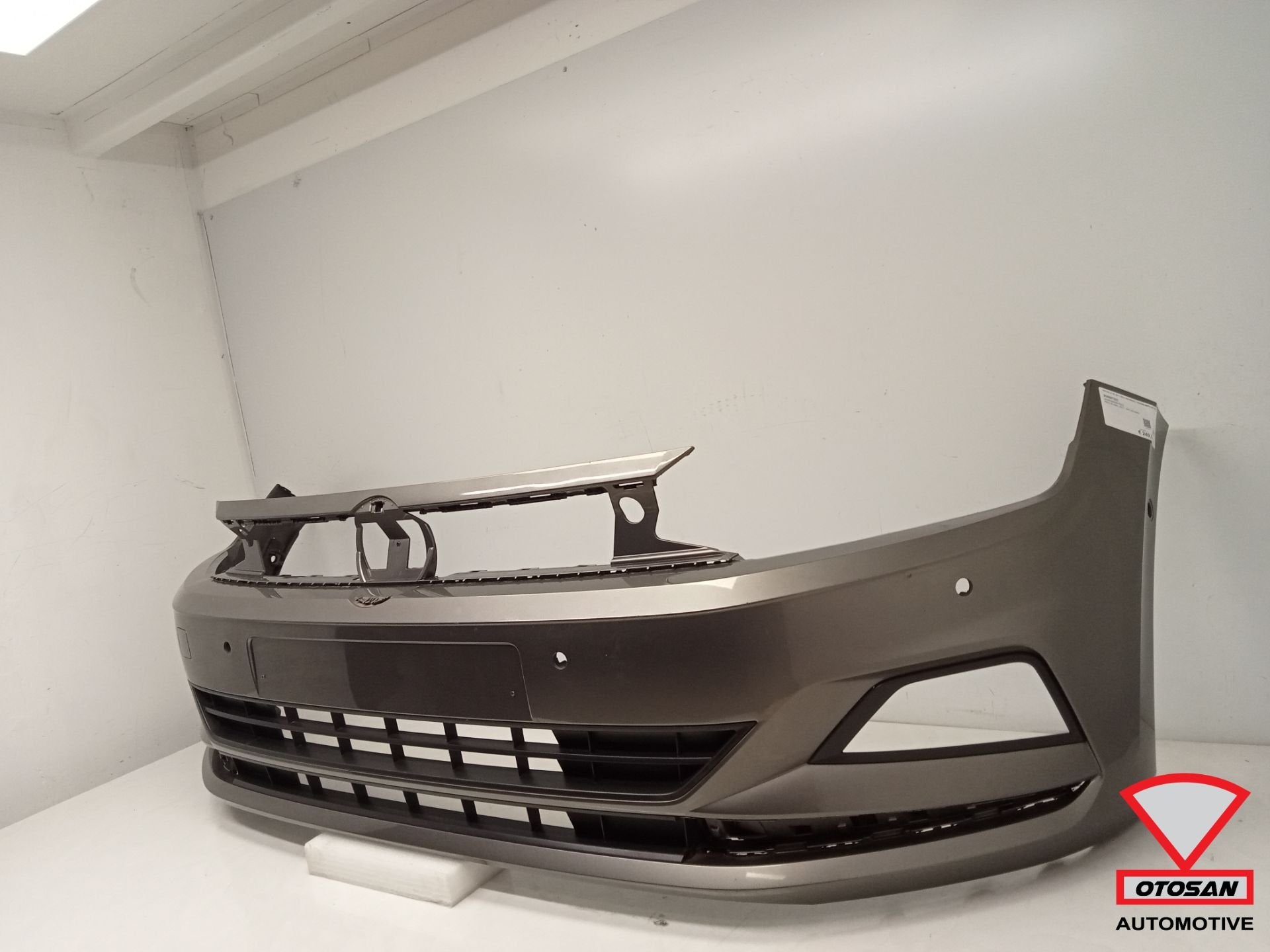 VW Polo 2G 2017-2021 Origineel! Voorbumper 6x PDC, Gebruikt, Volkswagen, Volkswagen AG, Bumper
