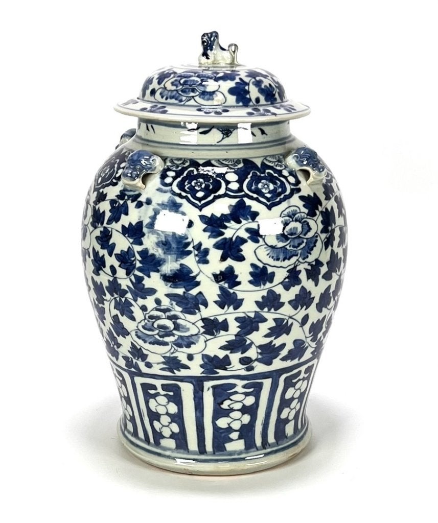 518. Dekselpot – floraal decor, China, 19e eeuw, Ophalen