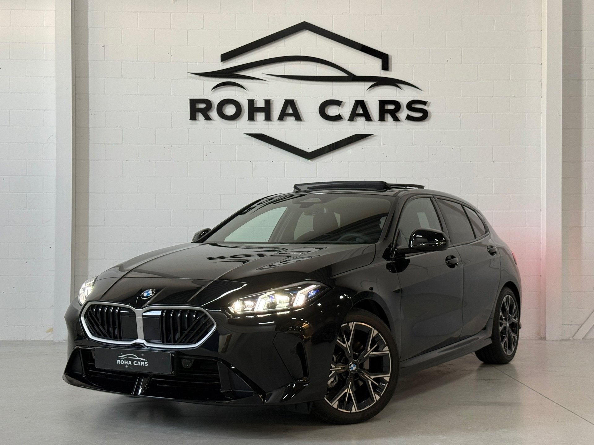 BMW 1-serie 120i pano*Side-assist*led*keyless, Auto's, Overige carrosserieën, 150 pk, Zwart, Origineel Nederlands