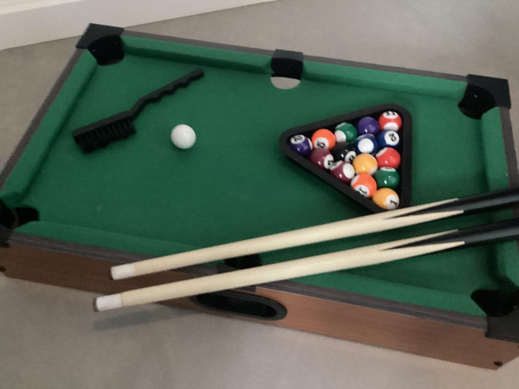 mini pooltafel, Sport en Fitness, Biljarten en Poolen, Ophalen, Zo goed als nieuw, Pooltafel