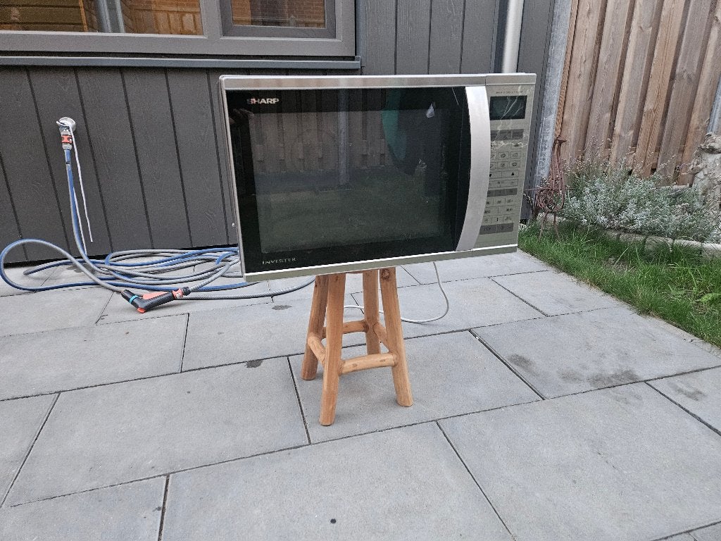 Combimagnetron Sharp 40 liter, Ophalen, Combimagnetron, Gebruikt, Draaiplateau