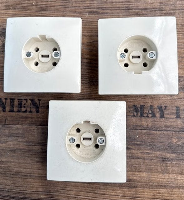 3x Busch-Jaeger Perilex Inbouw (2064 SR W-500), Doe-het-zelf en Verbouw, Ophalen of Verzenden, Nieuw, Busch-Jaeger, Stopcontact