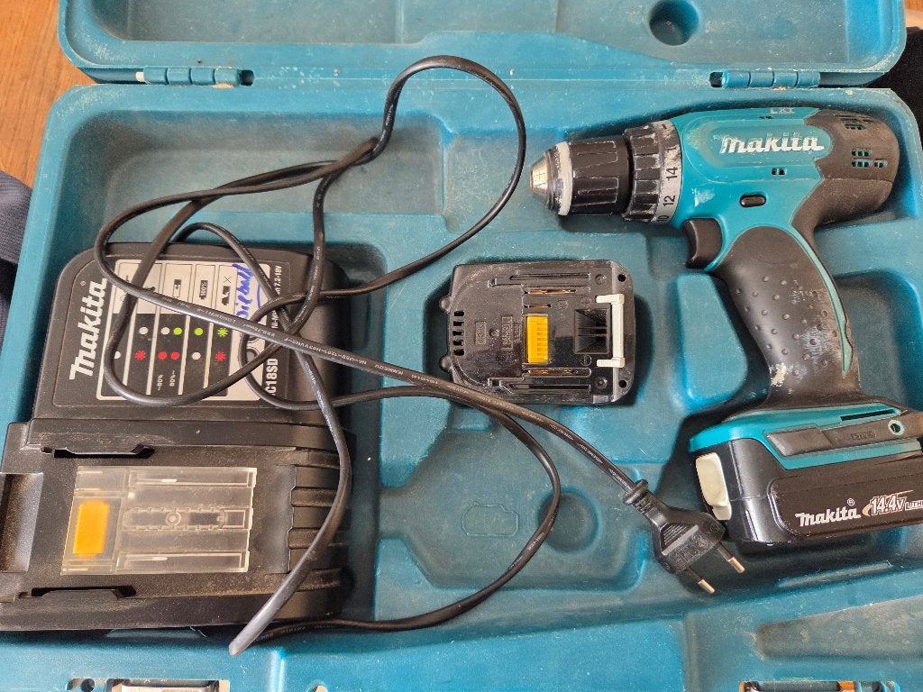 Makita accu schroefmachine model BDF343, Ophalen of Verzenden, Gebruikt, Boor- en Schroefmachine, Variabele snelheid