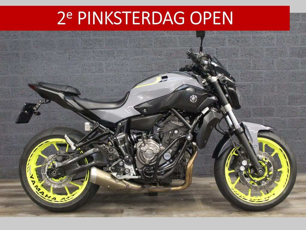 YAMAHA MT 07 ABS (bj 2016) 32,802 km NARDO GREY 35KW A2 gesc, 2 cilinders, Bedrijf, Onbekend, YAMAHA