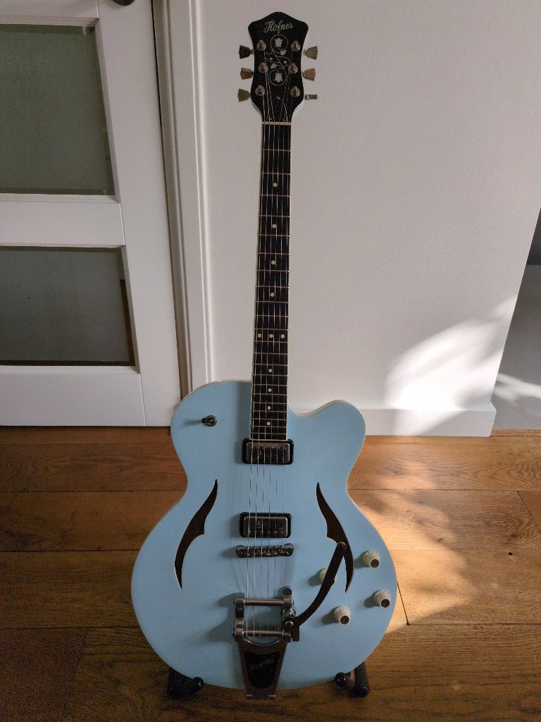 Höfner Verythin Single Cutaway, Ophalen, Zo goed als nieuw, Semi-solid body, Overige merken