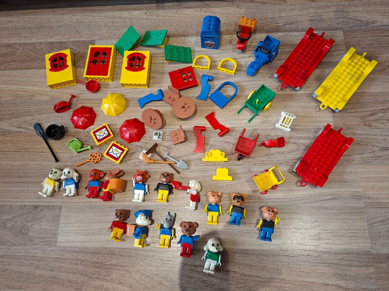 LEGO - Fabuland Poppetjes Accessoires Voertuigen, Overige thema's, Lego, Ophalen of Verzenden, Zo goed als nieuw