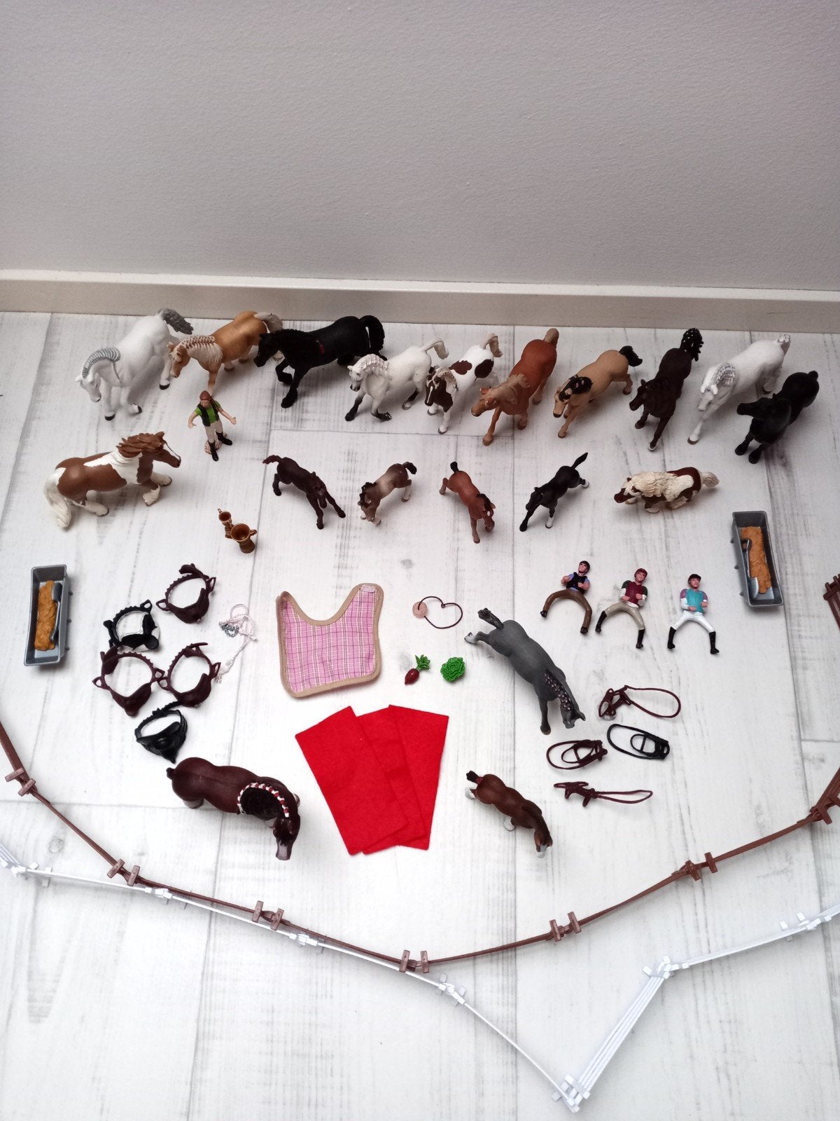 schleich paarden en toebehoren, Verzamelen, Ophalen of Verzenden