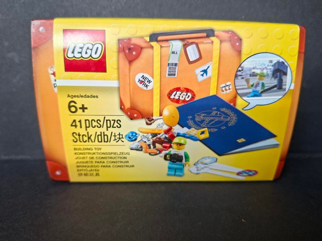 Lego 5004932 Travel Building Suitcase Reiskoffer minifig, Ophalen of Verzenden, Nieuw, Complete set, Lego