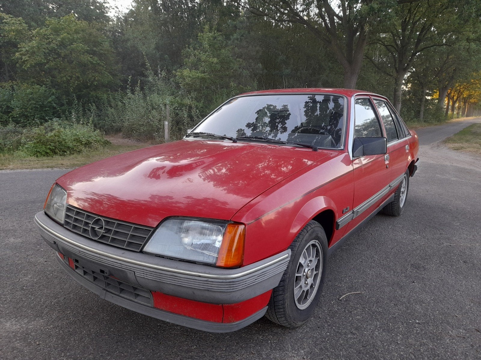 Opel Record GLS Turbo Diesel Bj.'85, Belastingvrij, Auto's, Zwart, 4 cilinders, 2300 cc, Particulier