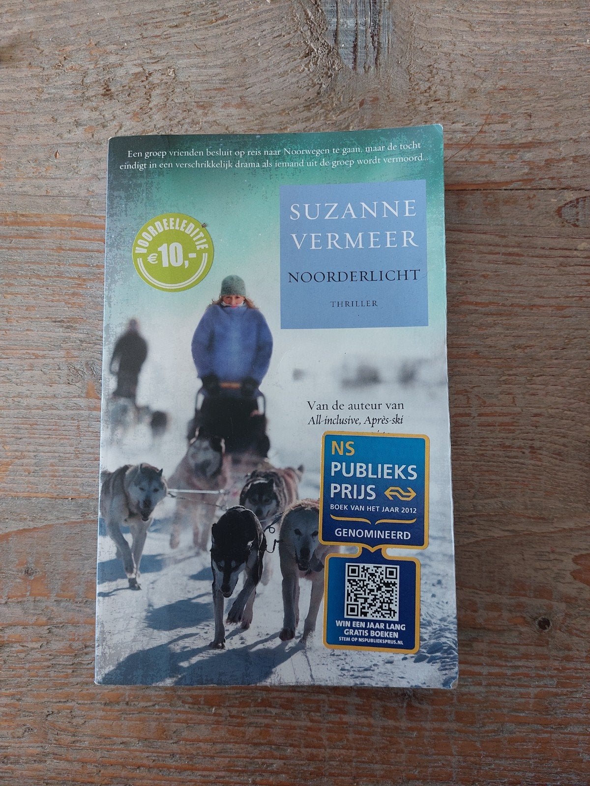 Noorderlicht - Suzanne Vermeer (Thriller), Boeken, Thrillers, Ophalen of Verzenden, Gelezen, Suzanne Vermeer, Nederland