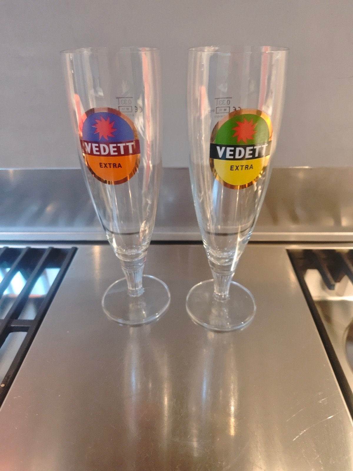 Nieuwe Vedett Extra bierglazen - Set van 2, Ophalen of Verzenden, Nieuw, Glas, Overige merken