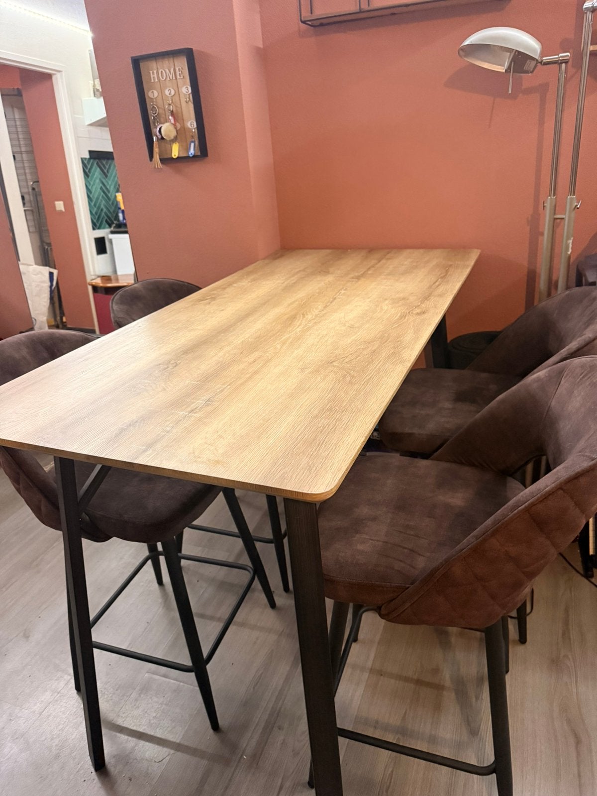 Eettafel met krukken en salontafel, Ophalen, Gebruikt, 4 tot 6 stoelen