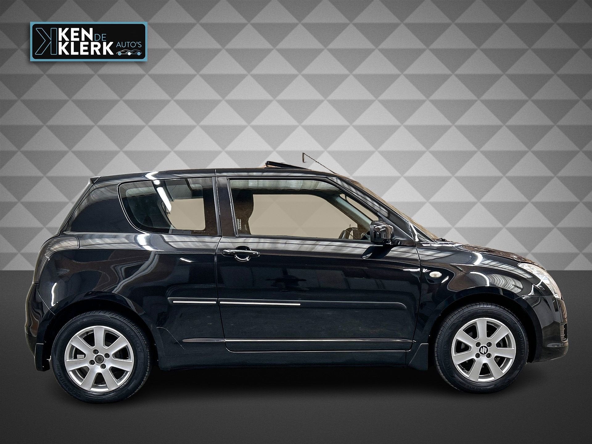 Suzuki Swift 1.3 Comfort |Airco |Panorama |NAP!, Auto's, Gebruikt, 31 €/maand, 400 kg, Origineel Nederlands