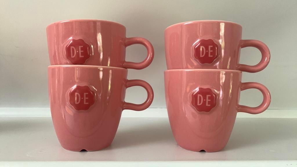 Vier Douwe Egberts cappuccino mokken nieuw, Ophalen, Nieuw, Overige stijlen, Kop(pen) en/of Schotel(s)