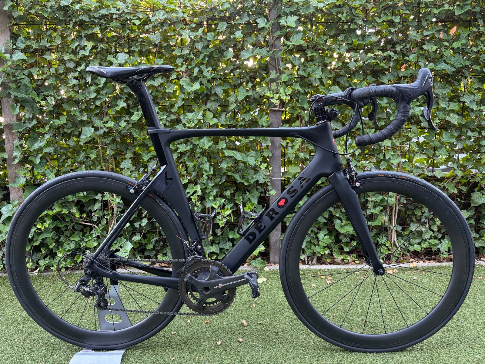 De Rosa Pininfarina racefiets - Campagnolo Record - 9th Wave, 28 inch, Carbon, Zo goed als nieuw, 57 tot 61 cm